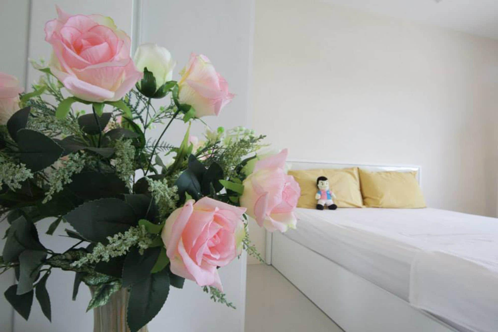 Lotus Suite Hua Hin Bagian luar foto