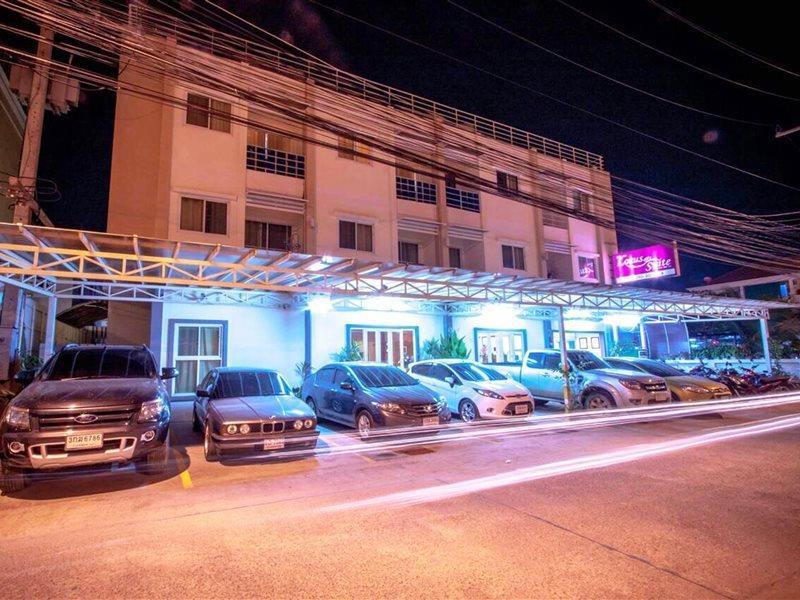 Lotus Suite Hua Hin Bagian luar foto