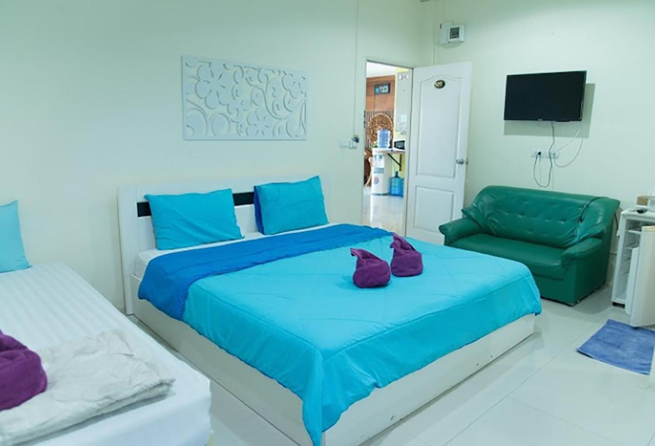 Lotus Suite Hua Hin Bagian luar foto