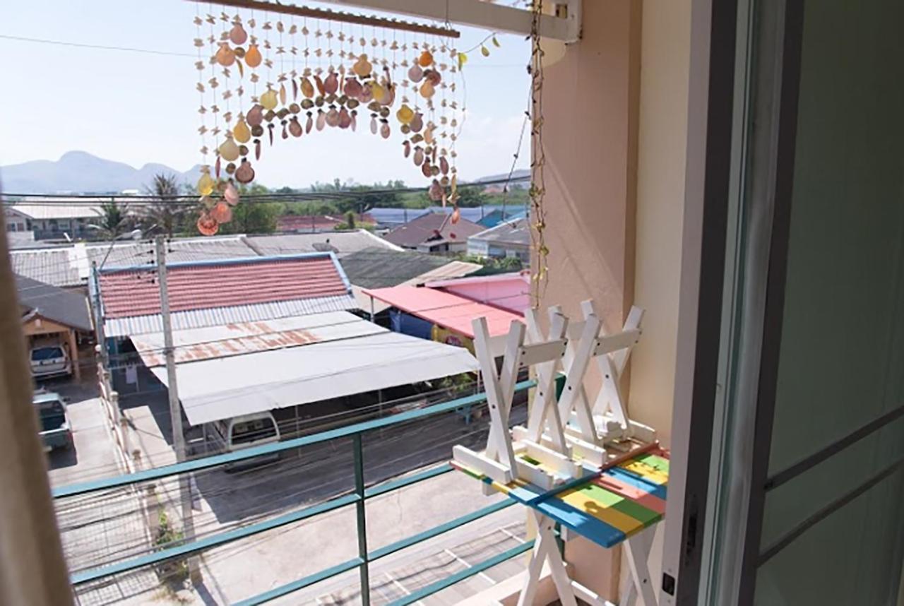 Lotus Suite Hua Hin Bagian luar foto